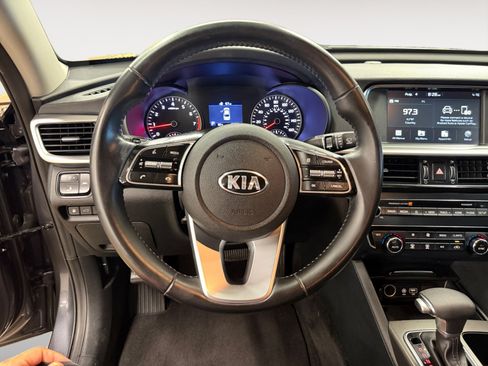 Used 2019 Kia Optima S FWD image 15