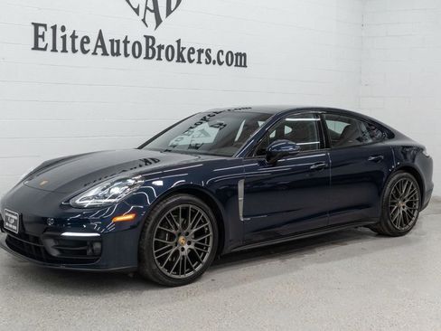 Used 2023 Porsche Panamera 4 Platinum Edition w/ Smoking Package image 38