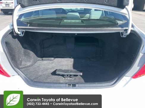Used 2014 Toyota Camry XLE w/ Leather Package image 29