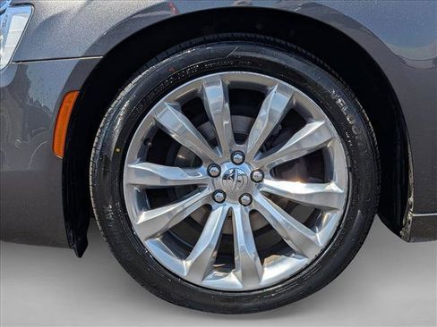 Used 2019 Chrysler 300 Limited w/ Safetytec Plus Group RWD image 24
