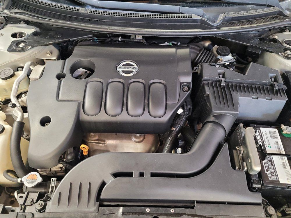 Used 2013 Nissan Altima 2.5 S FWD image 30