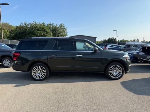 Used 2023 Ford Expedition Max Limited AWD/4WD image 14