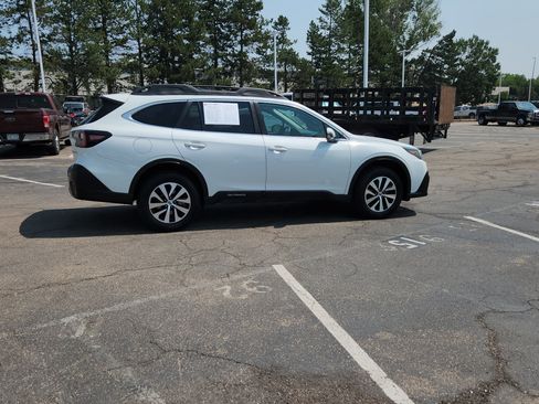 Used 2021 Subaru Outback Premium AWD/4WD image 10