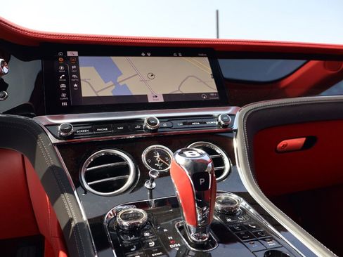 Certified 2024 Bentley Continental GT V8 AWD/4WD image 21