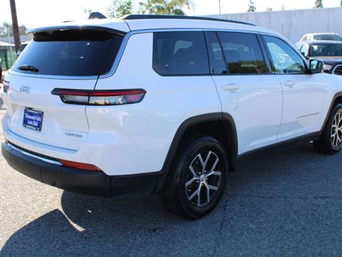 Used 2024 Jeep Grand Cherokee L Limited w/ Luxury Tech Group II image 4