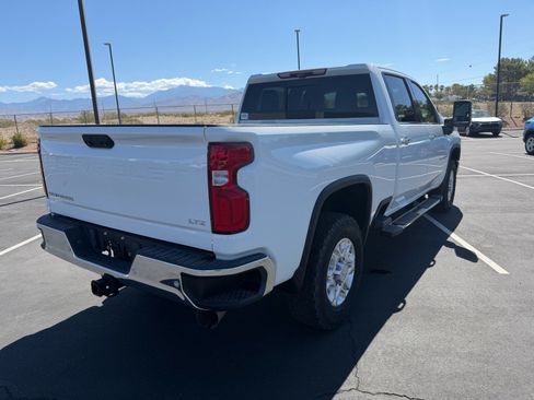 Used 2020 Chevrolet Silverado 2500 LTZ w/ LTZ Plus Package AWD/4WD image 3