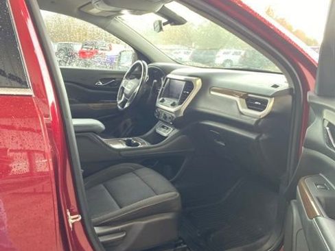 Used 2020 GMC Acadia SLE image 24