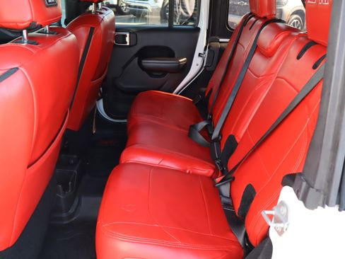 Used 2018 Jeep Wrangler Unlimited Sport S AWD/4WD image 33