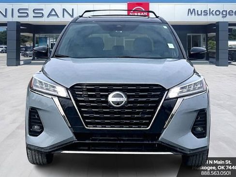 Used 2023 Nissan Kicks SR w/ Exterior Package image 2
