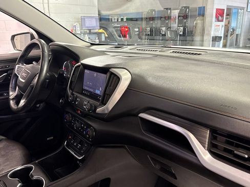 Used 2020 GMC Terrain SLT w/ Preferred Package AWD/4WD image 31
