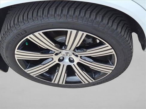 Used 2021 Volvo XC90 T6 Inscription w/ Protection Package Premier AWD/4WD image 7