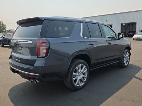Used 2021 Chevrolet Tahoe High Country w/ Premium Package AWD/4WD image 8