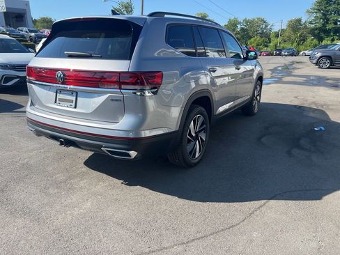 New 2026 Volkswagen Atlas SE image 5