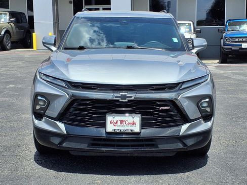 Used 2023 Chevrolet Blazer RS FWD image 2