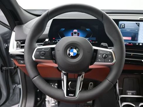 New 2026 BMW X2 xDrive28i w/ Technology Package AWD/4WD image 13