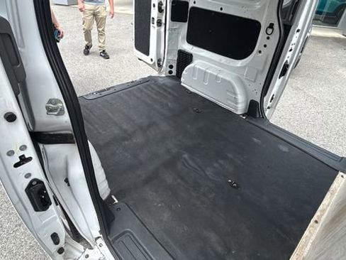 Used 2021 Nissan NV200 S FWD image 23