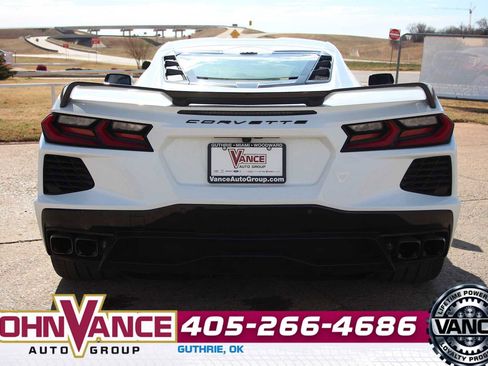 Used 2021 Chevrolet Corvette 1LT image 7