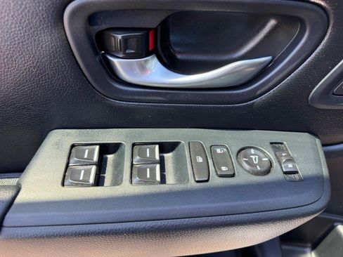 Used 2025 Honda Pilot Touring image 22
