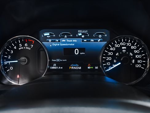 Used 2019 Ford F150 Lariat w/ Equipment Group 502A Luxury AWD/4WD image 14