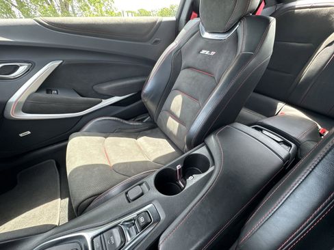 Used 2023 Chevrolet Camaro ZL1 RWD image 20