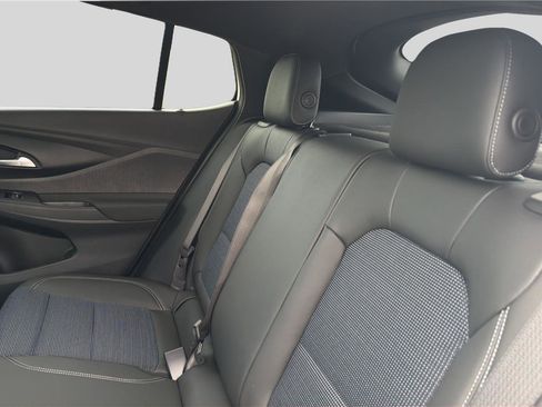 New 2026 Buick Envista Preferred FWD image 18