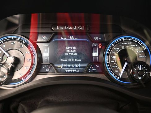 Used 2022 RAM 1500 Limited AWD/4WD image 11