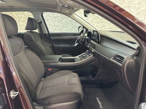 Used 2022 Hyundai Palisade SEL w/ Convenience Package image 11