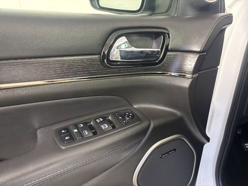 Certified 2019 Jeep Grand Cherokee High Altitude image 15