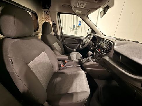 Used 2021 RAM ProMaster City Tradesman SLT image 24