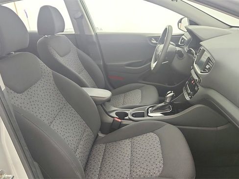 Used 2018 Hyundai Ioniq Blue image 29