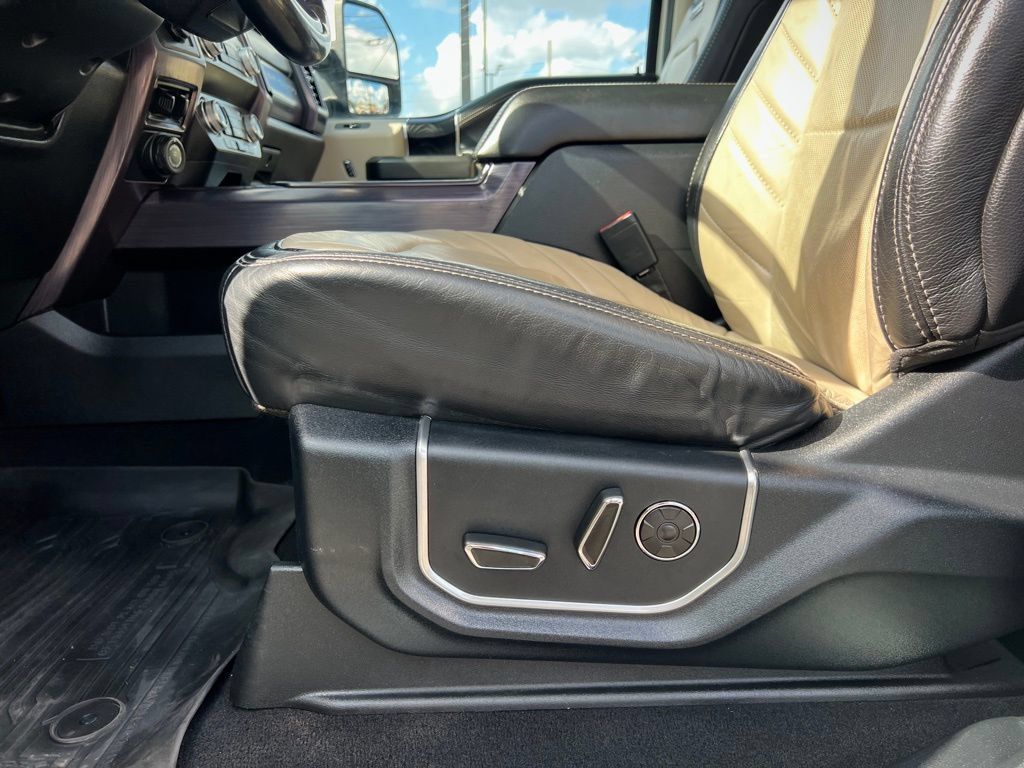 Used 2020 Ford F450 Limited AWD/4WD image 40