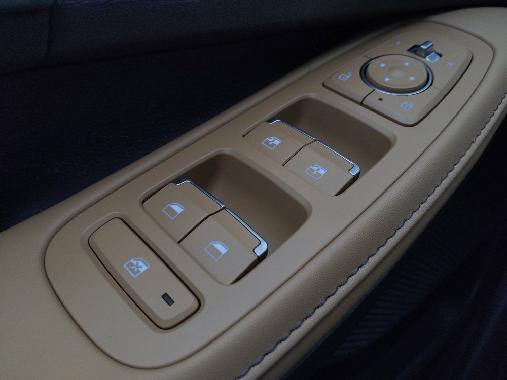 Used 2020 Hyundai Sonata Limited FWD image 27