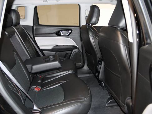 Used 2022 Jeep Compass Limited image 58