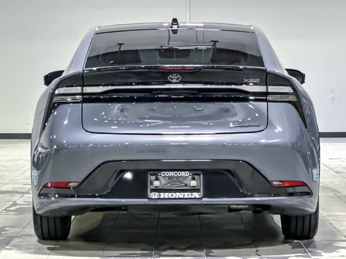 Used 2024 Toyota Prius Prime Premium image 9