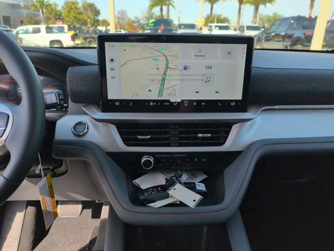 New 2026 Ford Explorer Active image 17