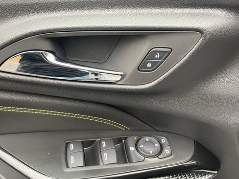 Used 2026 Chevrolet Trax LT image 24