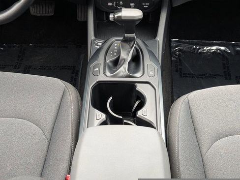 Used 2025 Kia K4 FWD image 18