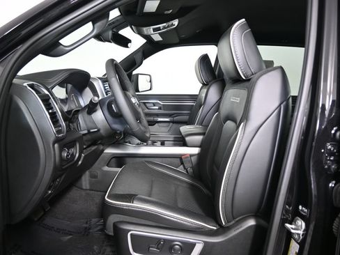 Used 2025 RAM 1500 Laramie w/ Night Edition AWD/4WD image 21