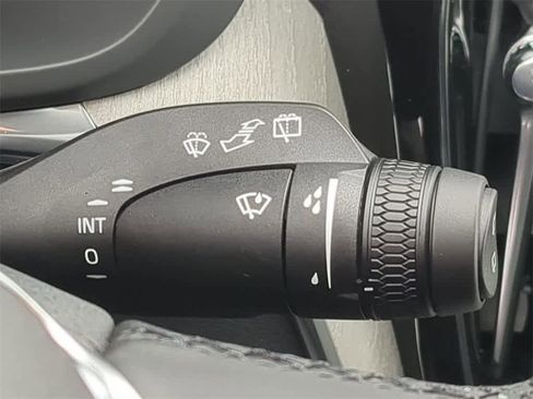 Used 2025 Volvo XC60 B5 Ultra image 25