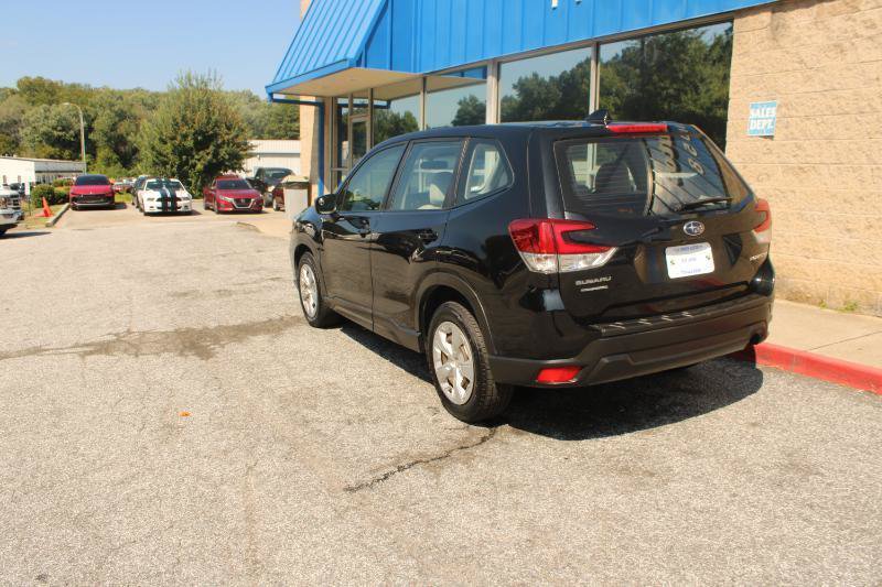 Used 2021 Subaru Forester AWD/4WD image 4