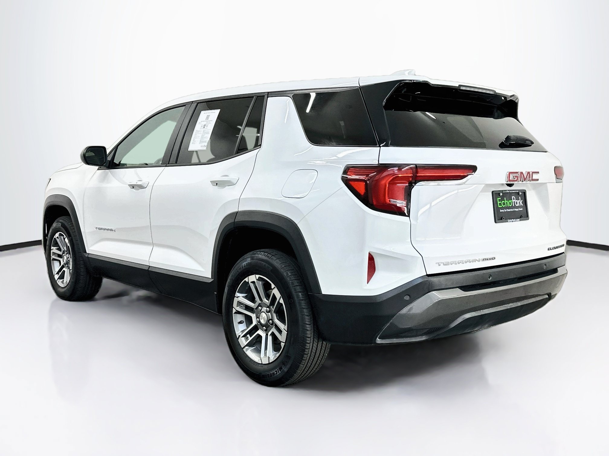 Used 2025 GMC Terrain Elevation AWD/4WD image 5