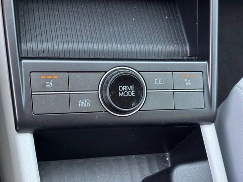 Used 2024 Hyundai Kona SEL FWD image 9