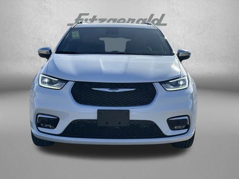 New 2026 Chrysler Pacifica Pinnacle AWD/4WD image 3