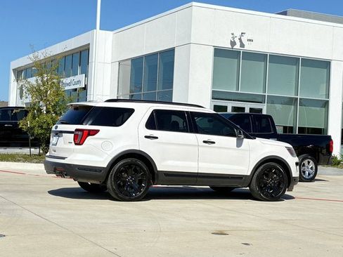 Used 2019 Ford Explorer Sport AWD/4WD image 8