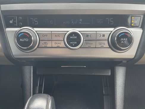 Used 2015 Subaru Outback 2.5i Premium image 48