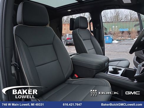 New 2026 GMC Yukon Elevation w/ Elevation Premium Package image 10