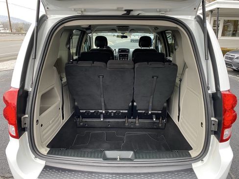 Used 2014 Dodge Grand Caravan SE w/ Quick Order Package 29E SE image 15