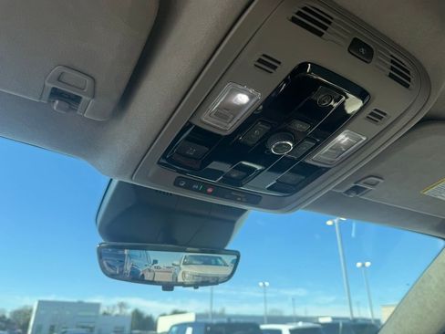 Certified 2025 Cadillac Escalade Premium Luxury Platinum w/ LPO, Floor Liner Package image 22