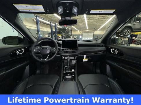 New 2026 Jeep Compass Limited image 14