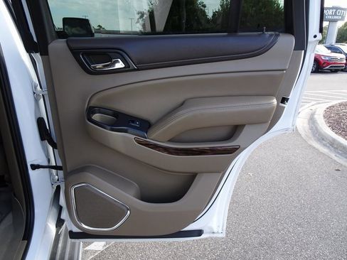 Used 2016 GMC Yukon SLT w/ Open Road Package image 21